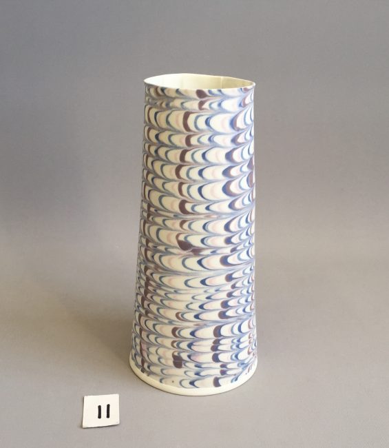 #11  blue scalloped taper