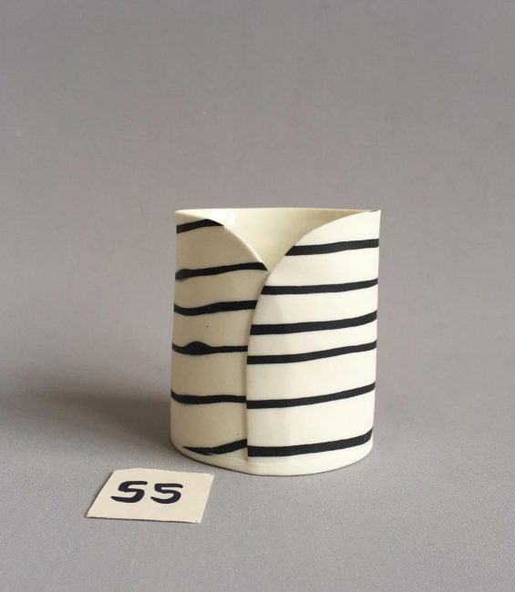#55 black horizontal stripe tealight