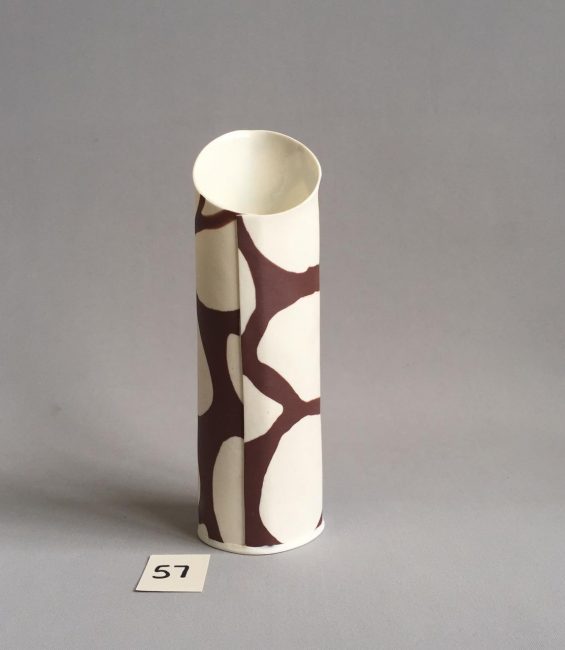 #57 brown circles budvase